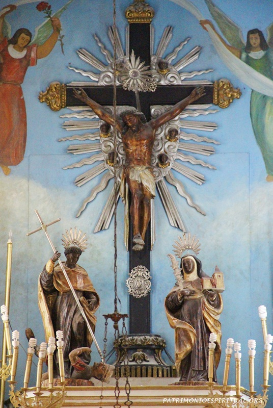 Altar da Igreja da Irmandade de Nossa Senhora do Rosário dos Pretos - Rio de Janeiro - RJ (no altar, Santo Elesbão e Santa Efigênia)