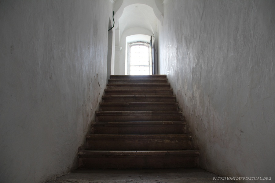 Escadaria de acesso ao coro